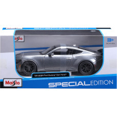 Maisto Die-Cast automa&scaron;īnas modelis Ford Mustang Dark Horse, 32925 GY