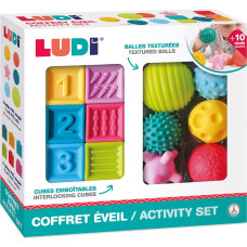 Ludi agrīnās izglītojo&scaron;as komplekts - bumbas un klucī&scaron;i