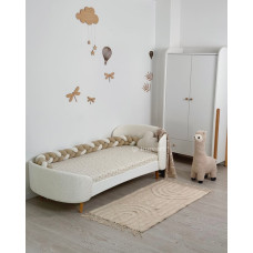 Ingvart Pusaudžu gulta Fly – 80×168 cm – boucle audums (krāsa pēc izvēles)