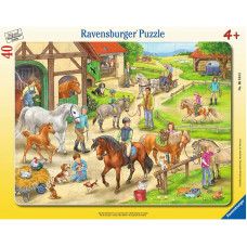 RAVENSBURGER Plakanā puzle Zirgu ferma 40gb. 4+ R 06164