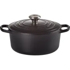 Le Creuset Čuguna katls apaļ&scaron; &Oslash;24cm / 4,2L matēts melns